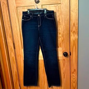 Size 11/13x 34 Never warn Q-Baby Wrangler jeans.